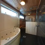 Semesterbostad Tarula *