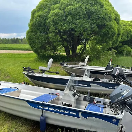 Tarula Semesterbostad Melkoniemi